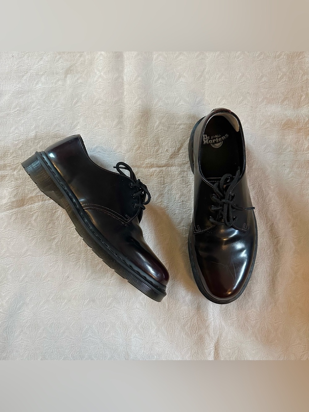 Dr. Martens 1461 Arcadia Leather Cherry Red Oxfords Men’s 11

Overall really nic